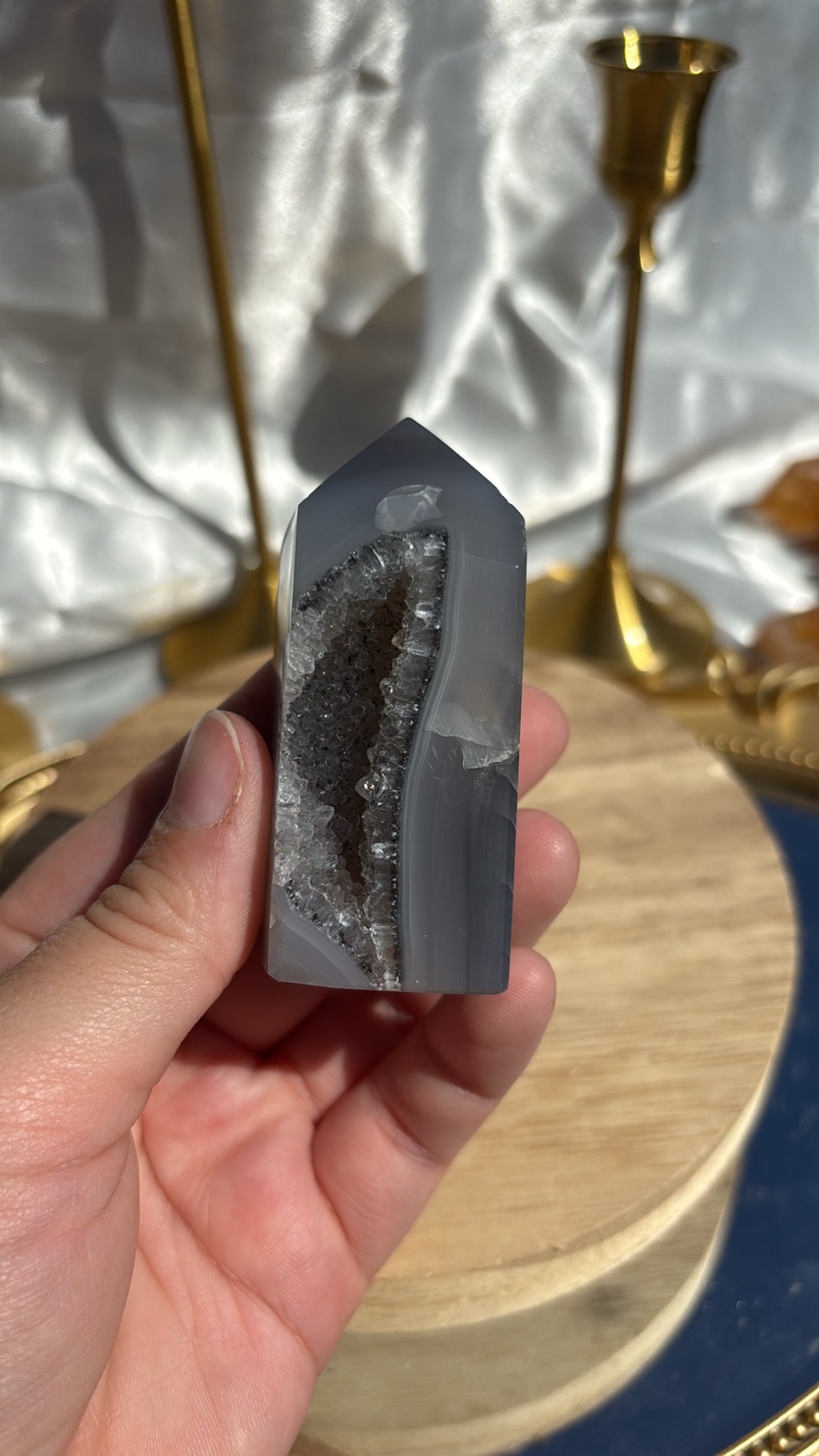 Druzy Agate Point ( chipped)