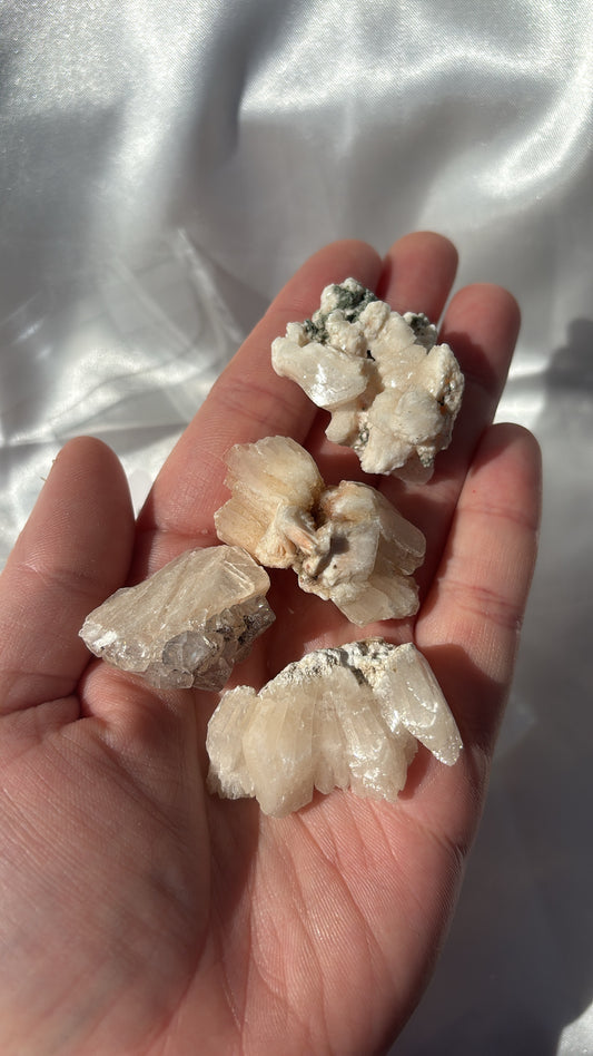 Apophyllite Peach Stilbite Bundle
