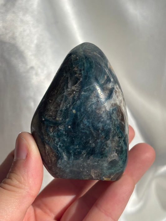 Dumortierite Freeform