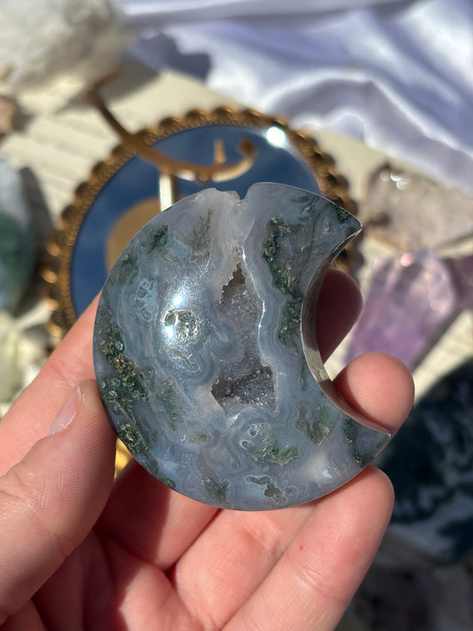 Druzy Moss Agate Moon On Stand