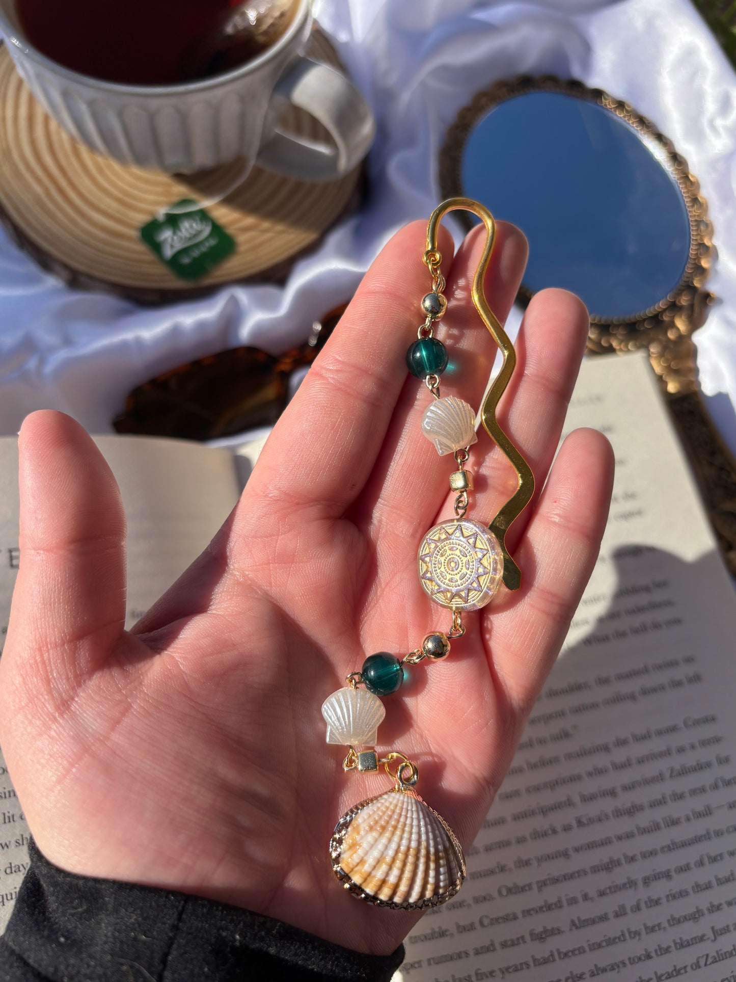 Gold Dark Blue Bookmark (MELIA)