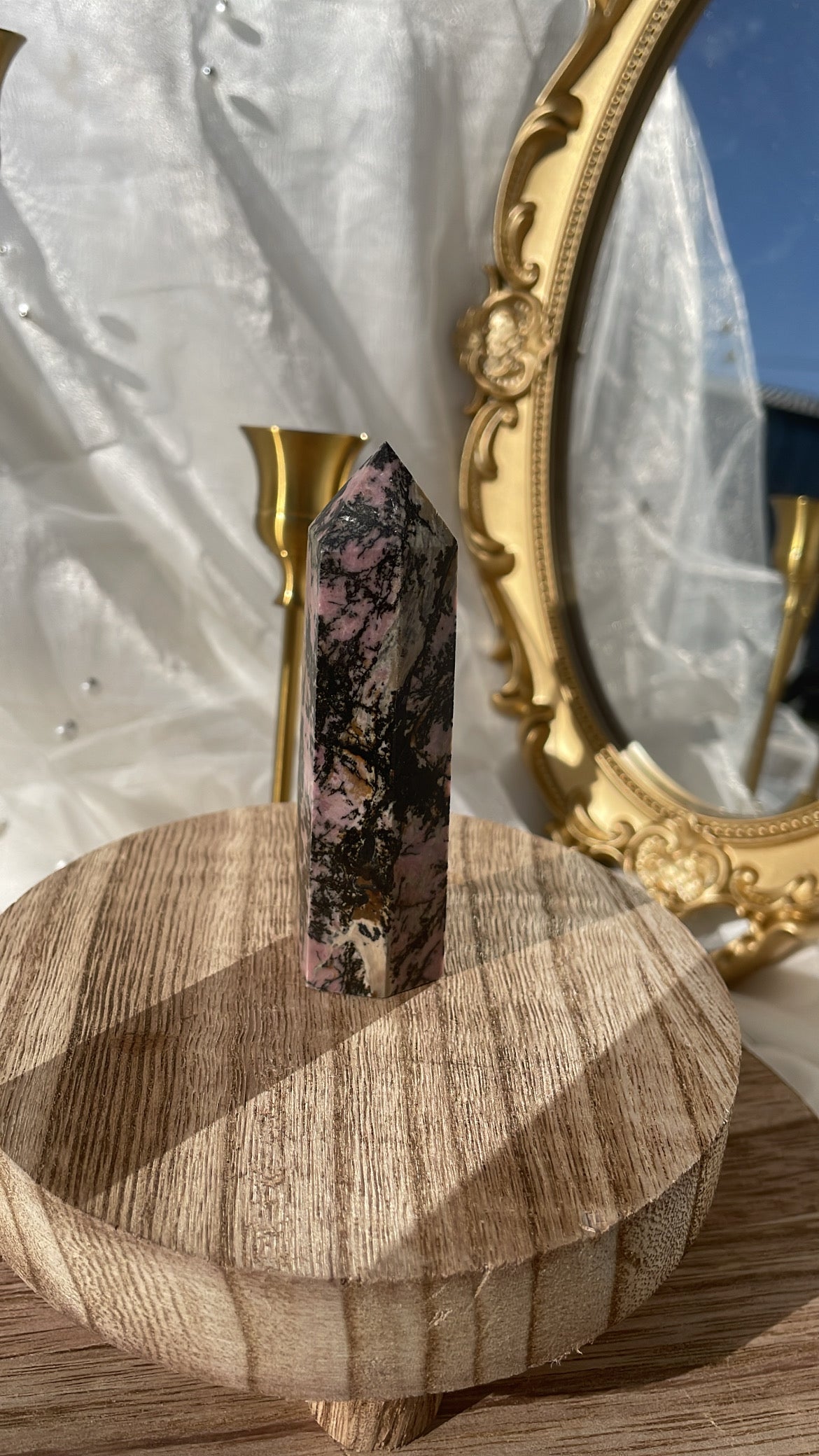 Rhodonite Point