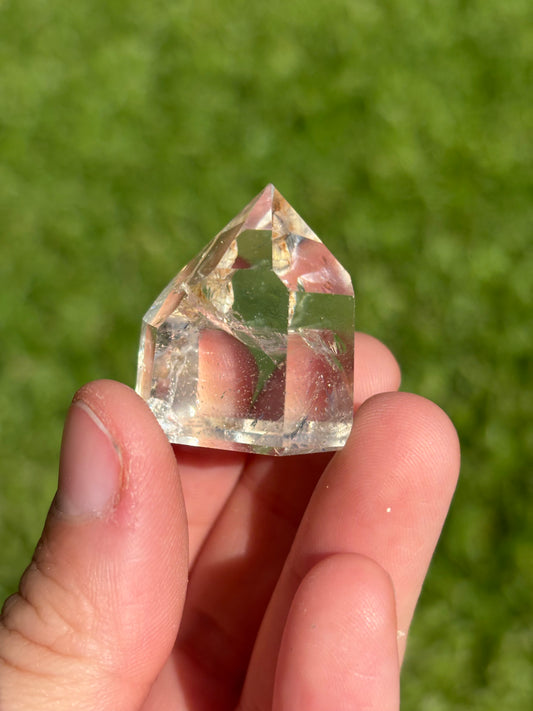 Included Quartz Point