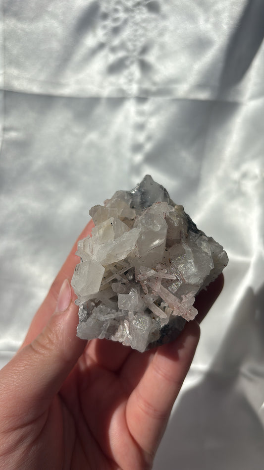 Specularite Cluster