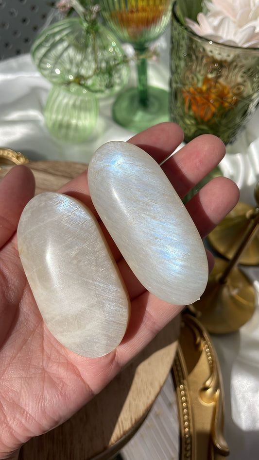 Moonstone Palmstones