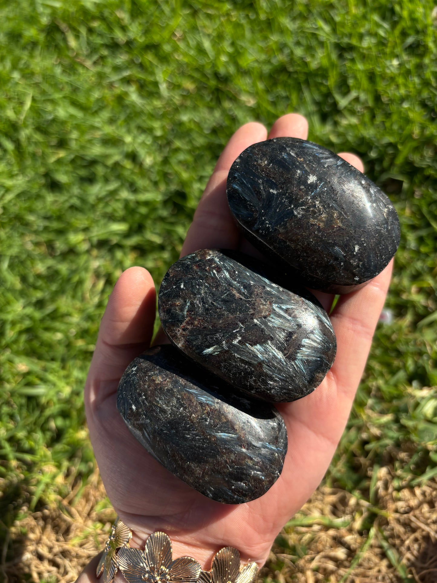 Arfvedsonite Palmstones