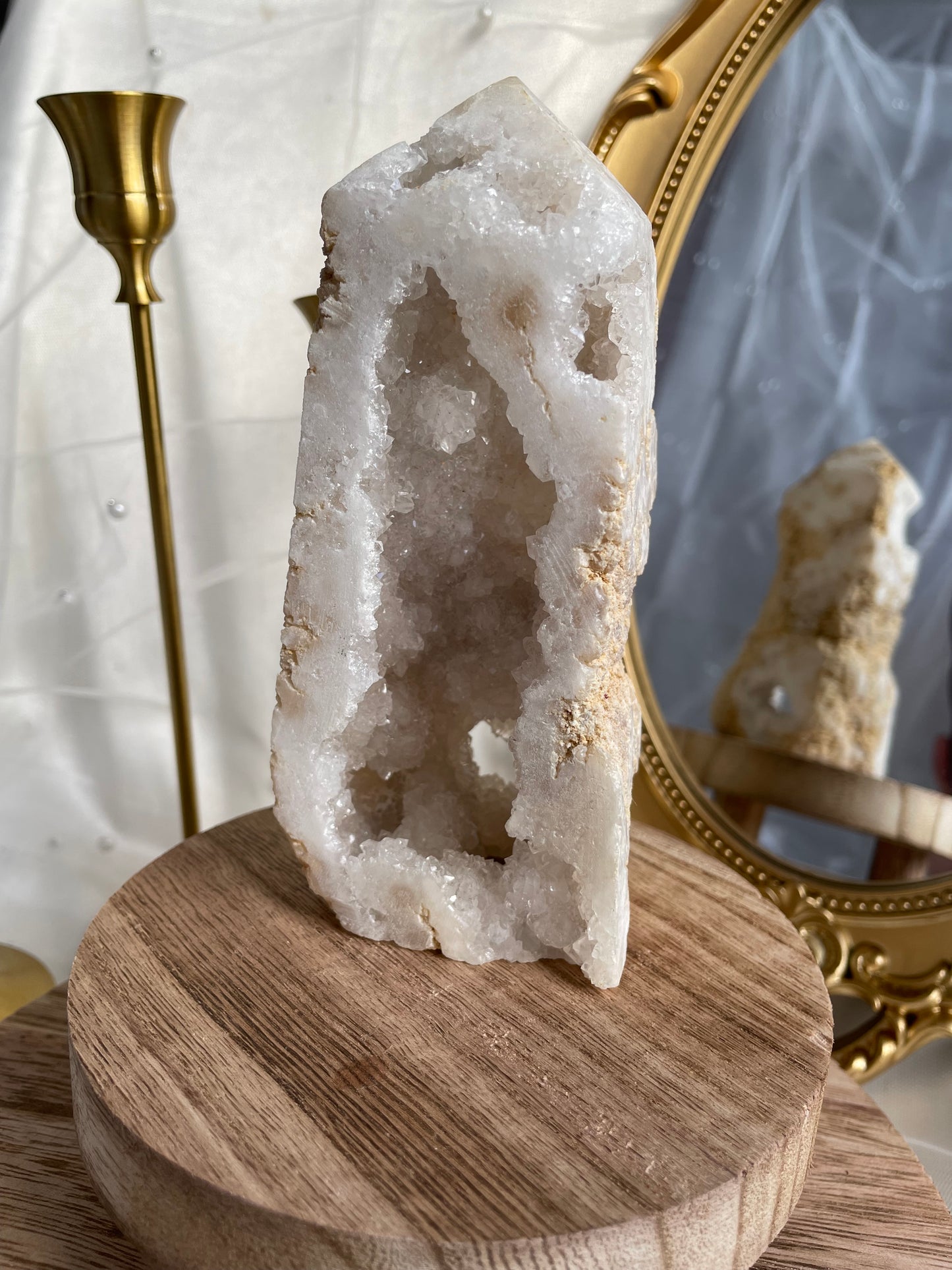 Druzy Quartz Tower