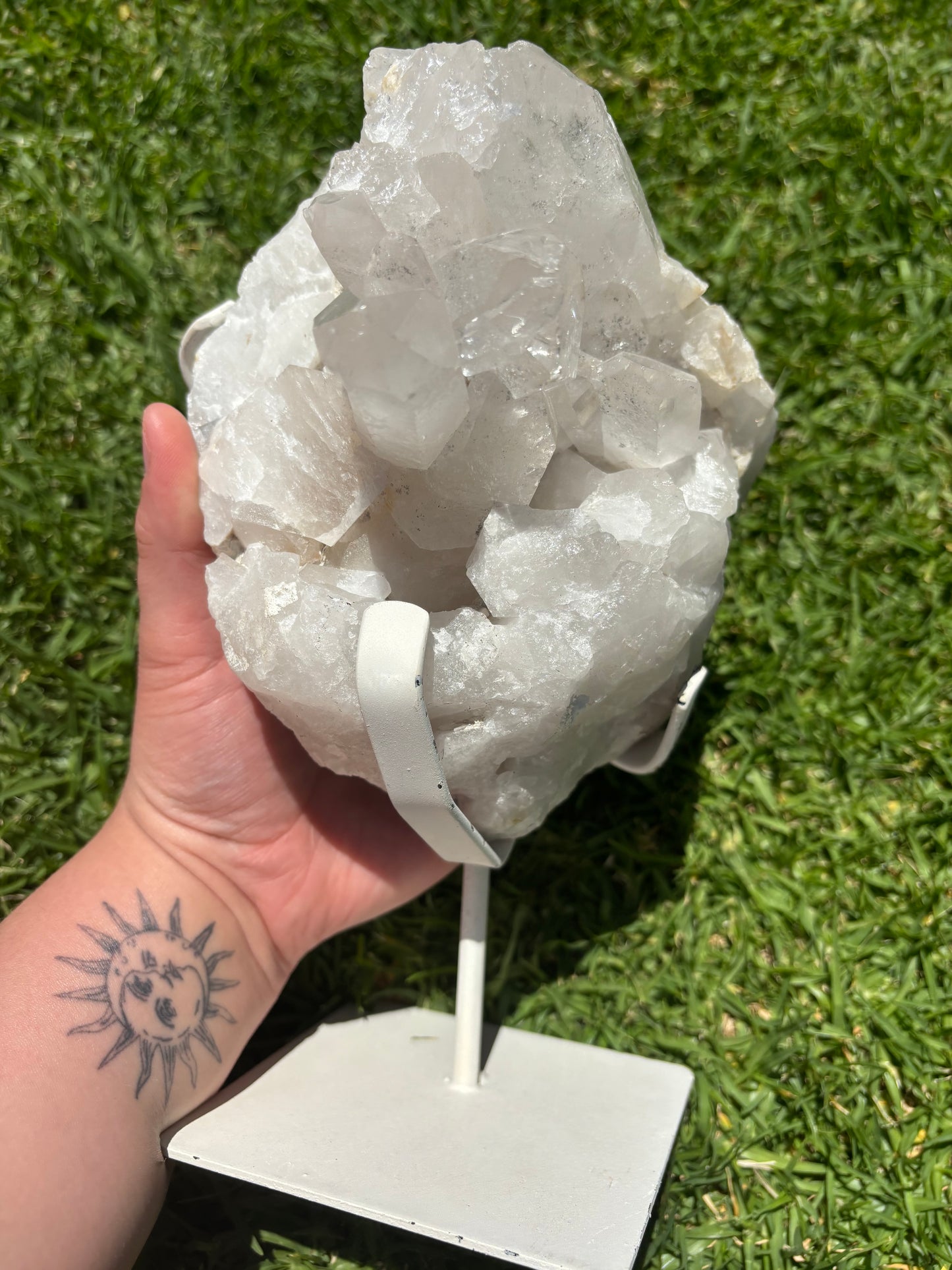 STATEMENT Clear Quartz Cluster On Stand