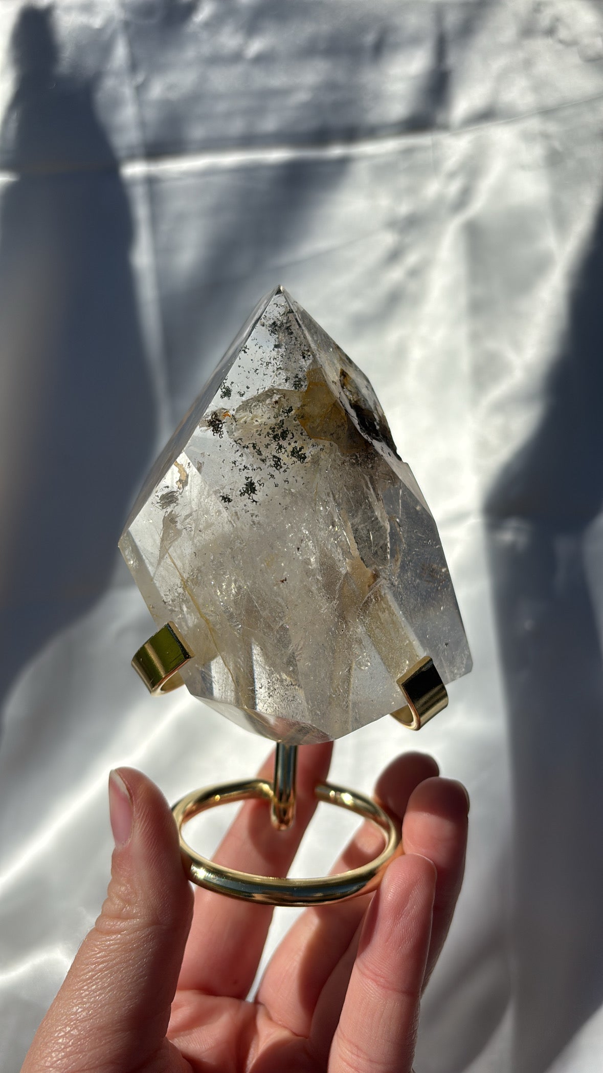 Included Quartz Piece Comes With Stand