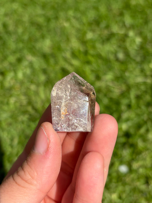 Included Quartz Point