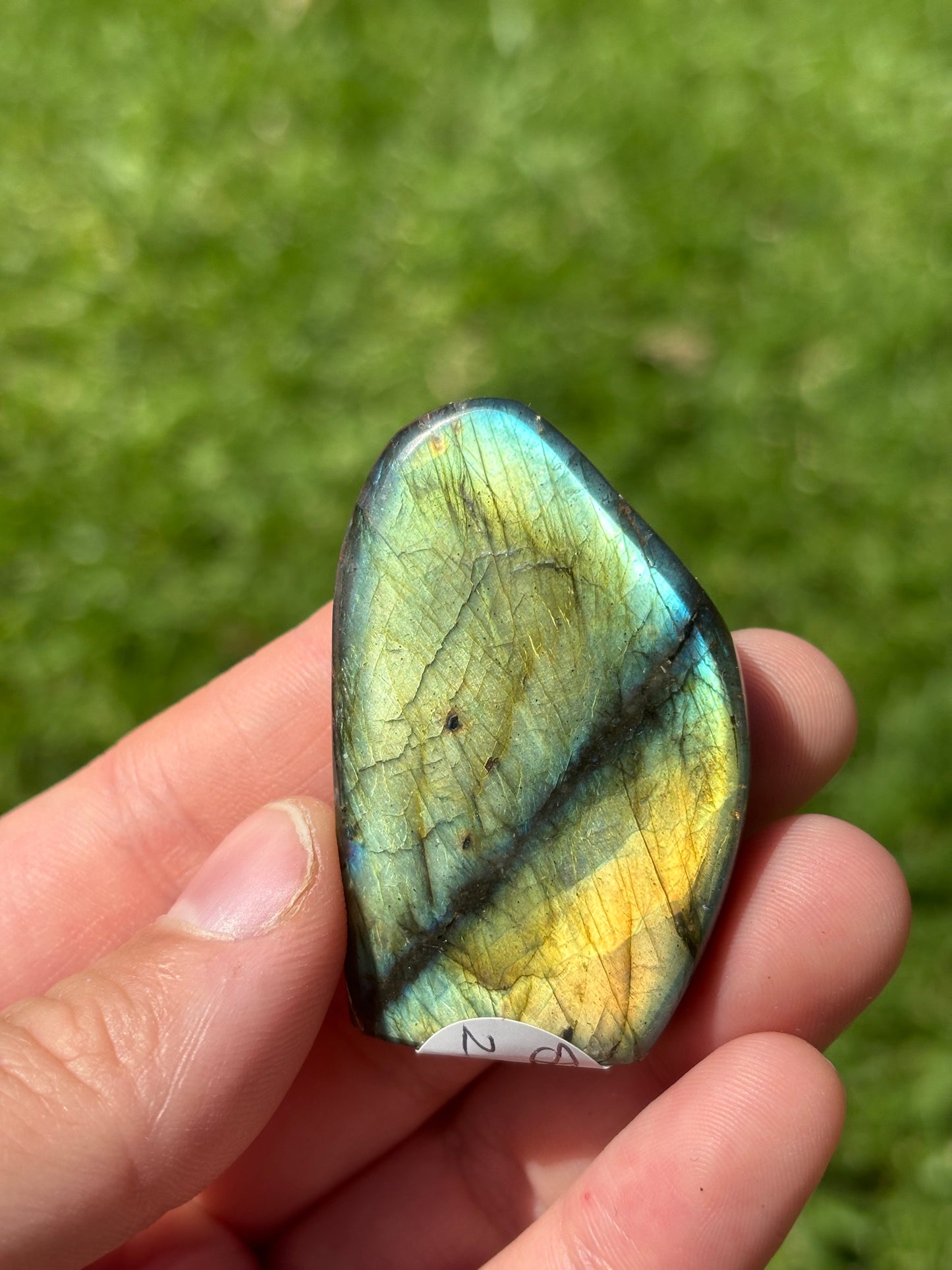 Labradorite Piece (Doesn’t stand)