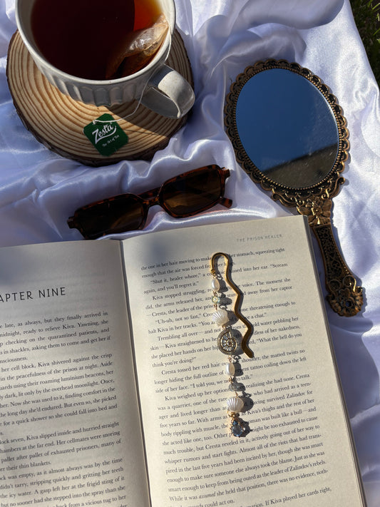 Gold Handmade Bookmark (SELENE)